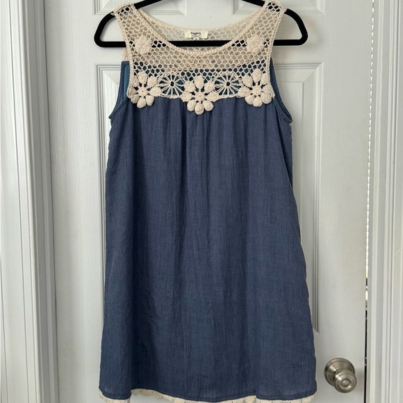 Hayden Los Angeles midi dress. Blue w/crochet top & bottom. A Line Size Medium - Picture 2 of 11